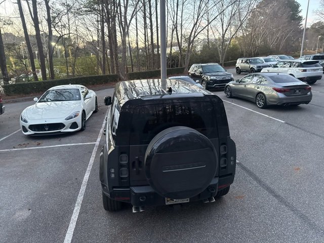 Used 2025 Land Rover Defender 110 V8 image 5