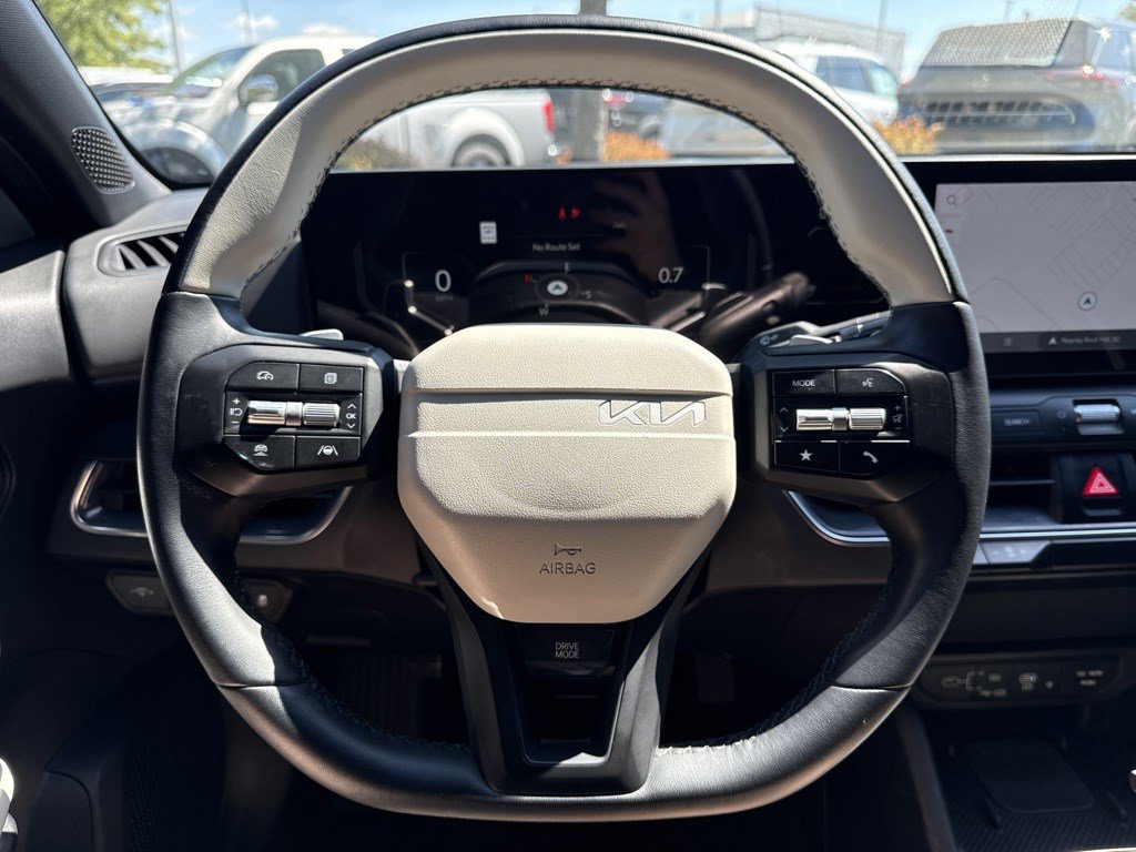 Used 2025 Kia K4 GT-Line FWD image 19