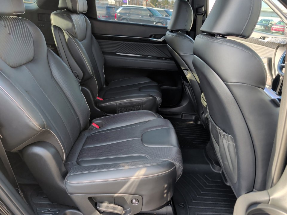 Used 2023 Hyundai Palisade Calligraphy image 34