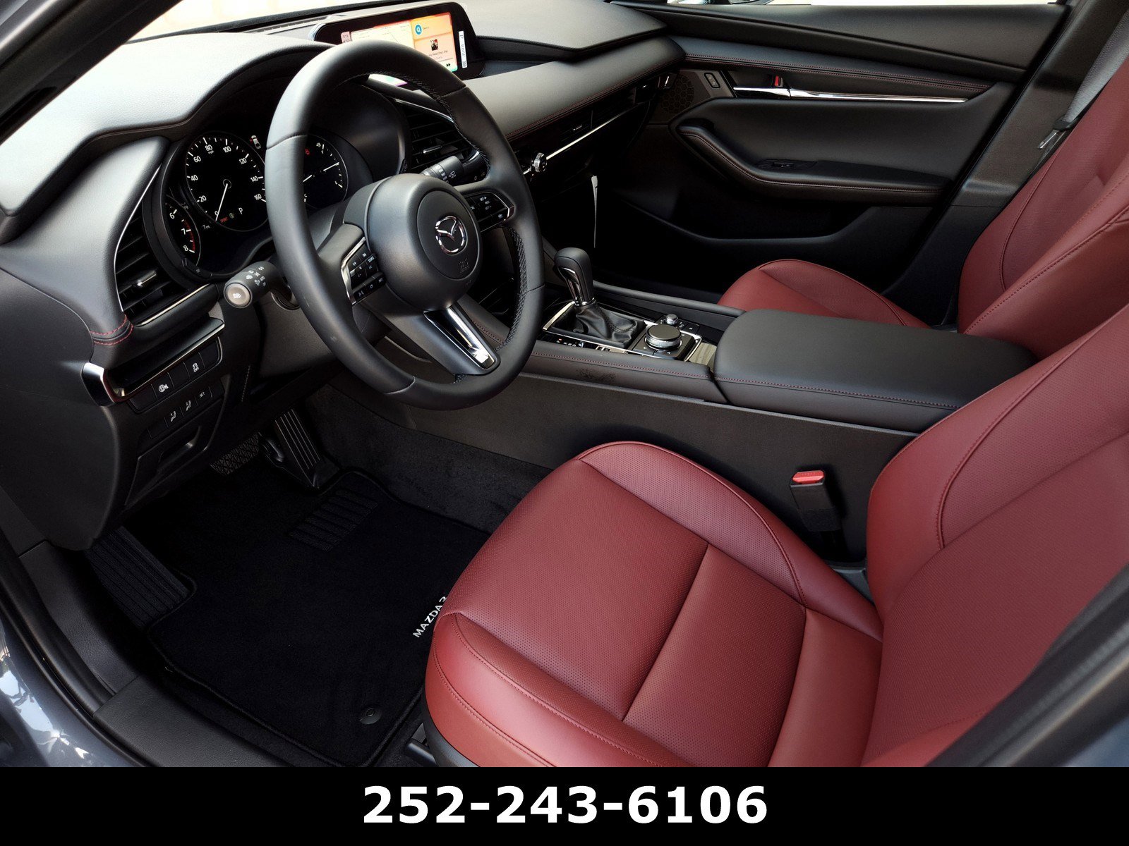 Used 2025 MAZDA MAZDA3 Carbon image 9