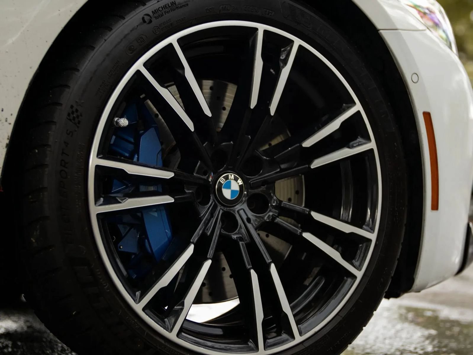 Used 2019 BMW M5 w/ Executive Package AWD/4WD image 12