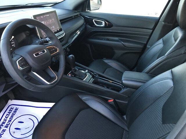 Used 2022 Jeep Compass Latitude image 16