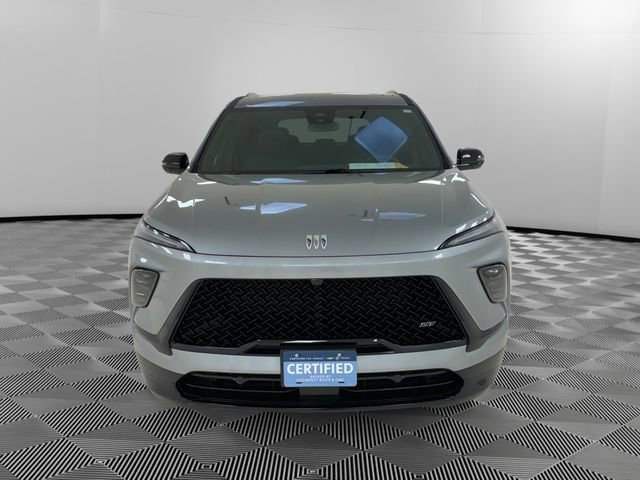 Certified 2025 Buick Enclave Sport Touring image 8