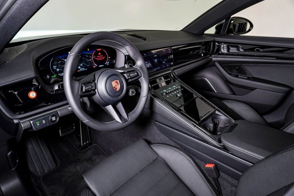 New 2026 Porsche Panamera 4 AWD/4WD image 4