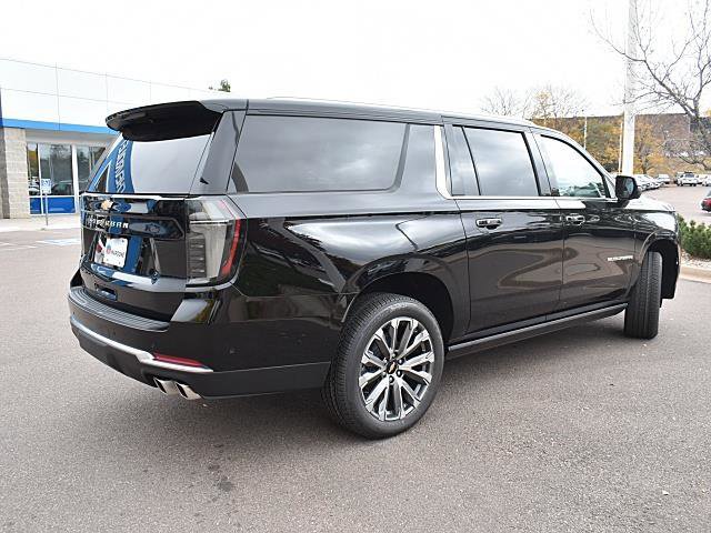 New 2026 Chevrolet Suburban High Country image 6