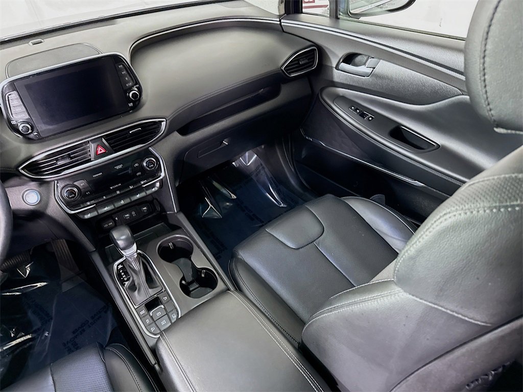 Used 2020 Hyundai Santa Fe Limited image 27