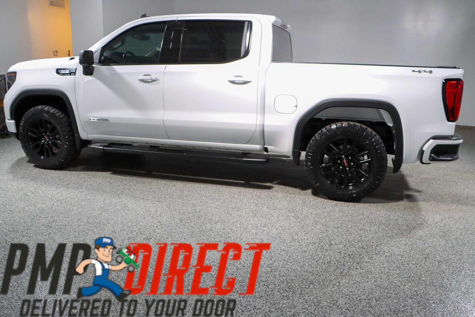 Used 2022 GMC Sierra 1500 Elevation w/ LPO, Elevation Black Package image 11