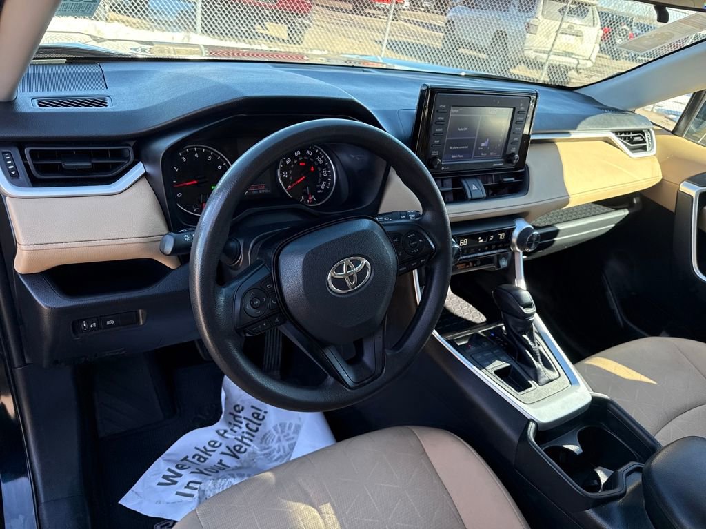 Used 2021 Toyota RAV4 XLE w/ Carpet Mat Package (TMS) image 13