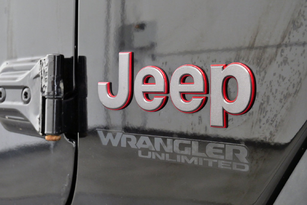 Used 2021 Jeep Wrangler Unlimited Rubicon AWD/4WD image 10