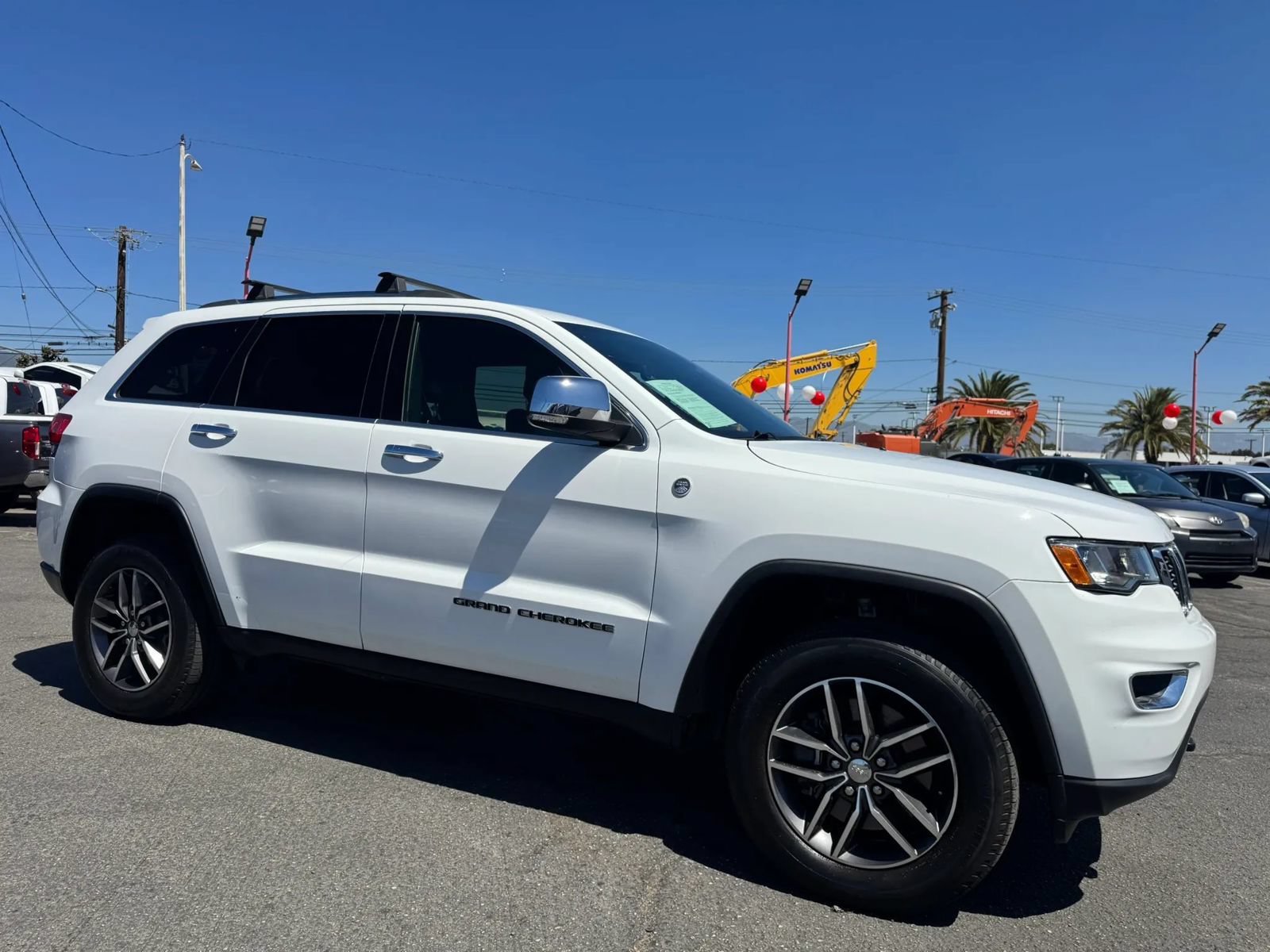 Used 2018 Jeep Grand Cherokee Limited AWD/4WD image 12