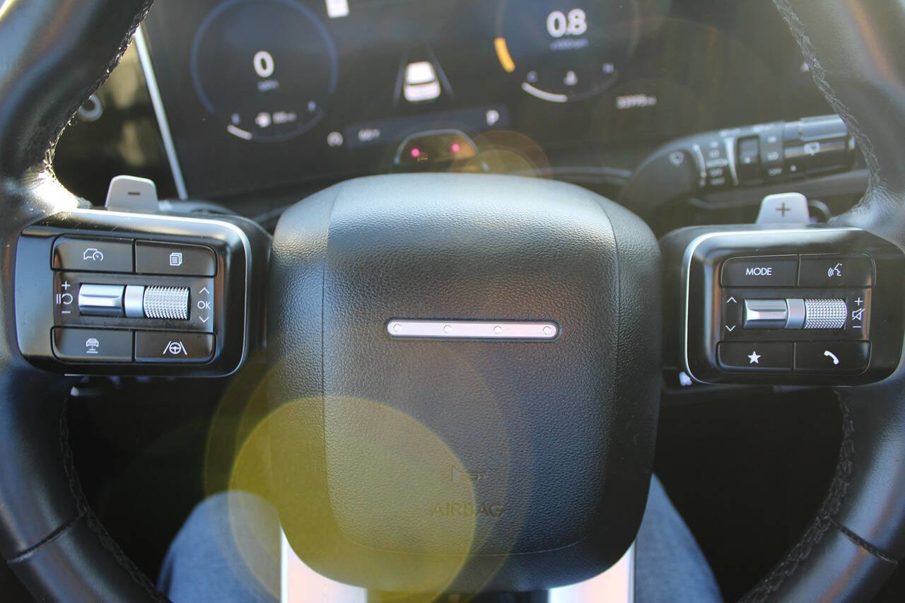 Used 2024 Hyundai Santa Fe Limited image 19