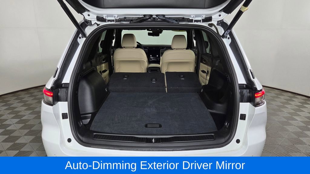 Used 2023 Jeep Grand Cherokee Limited w/ Luxury Tech Group II image 11