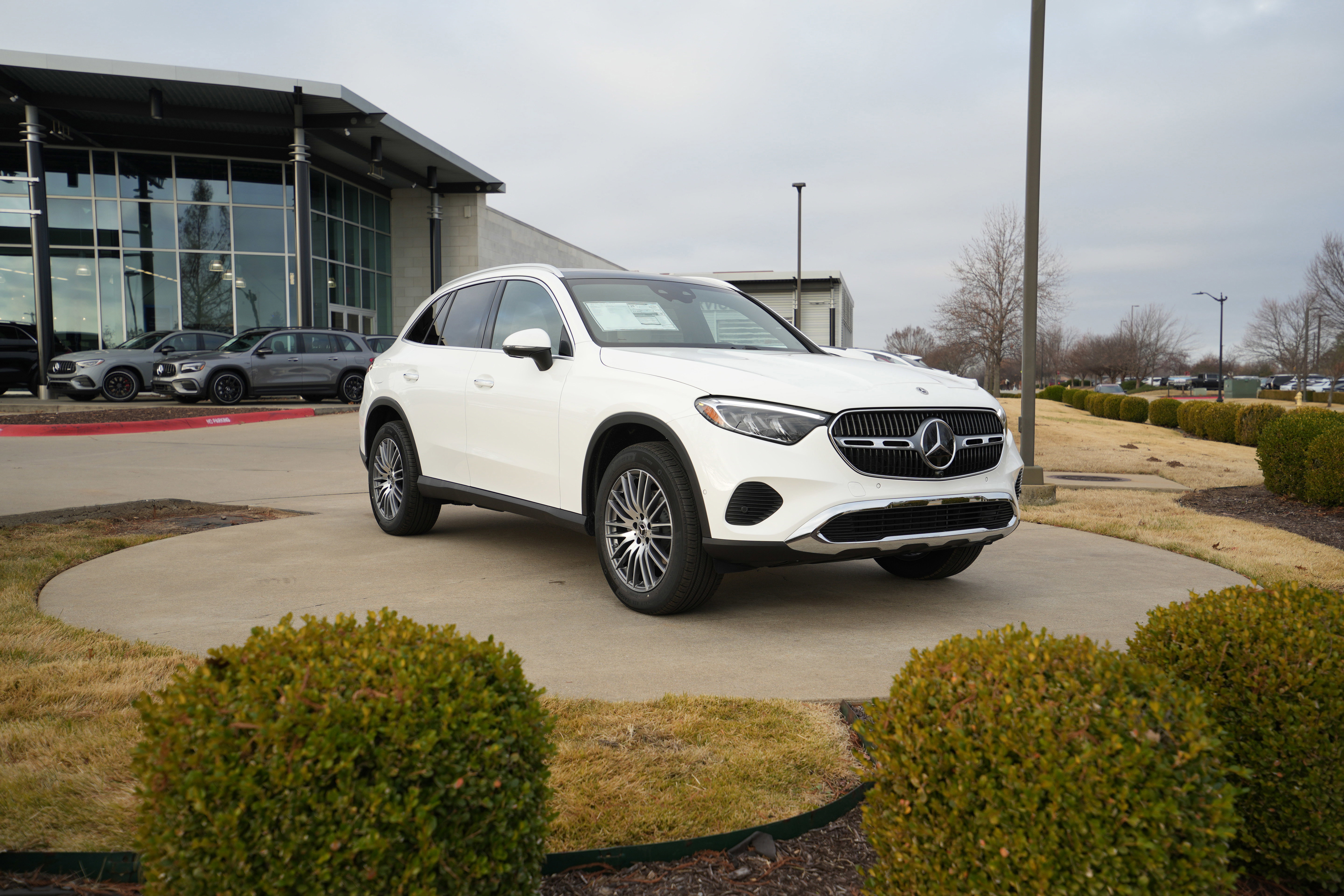 New 2026 Mercedes-Benz GLC 300 4MATIC image 9