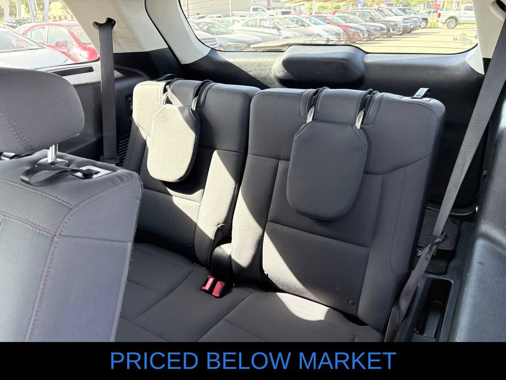 Used 2025 Ford Explorer Active RWD image 8