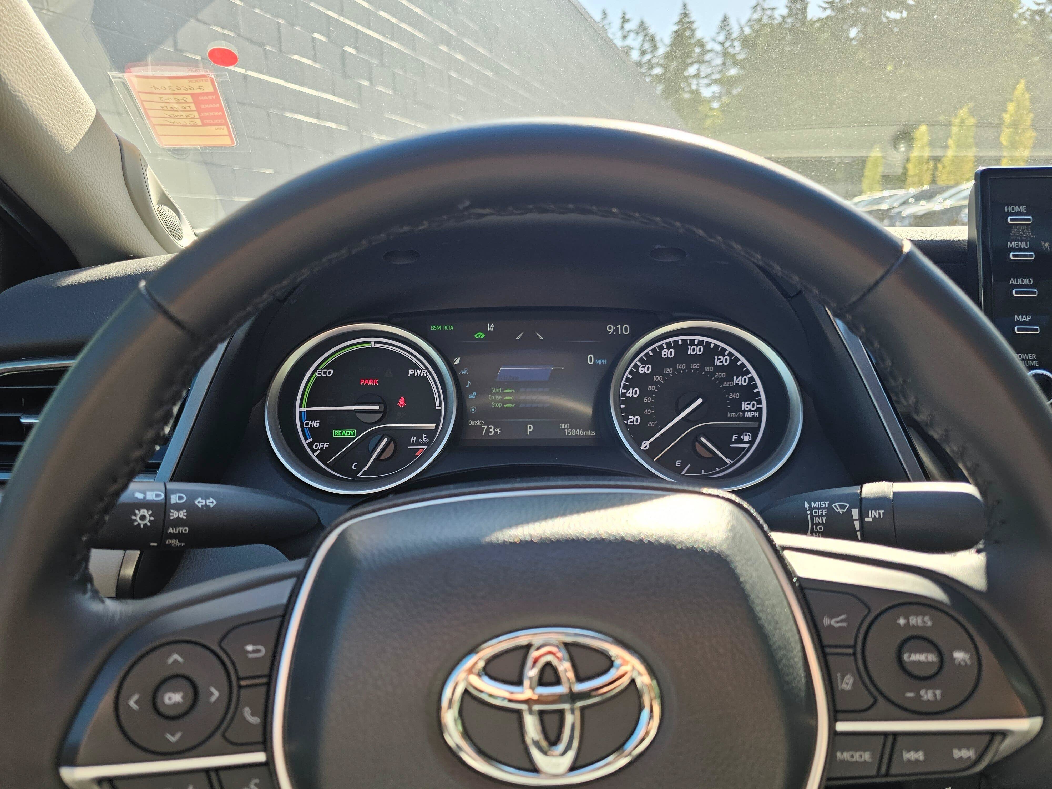 Used 2023 Toyota Camry XLE w/ Navigation Package FWD image 27
