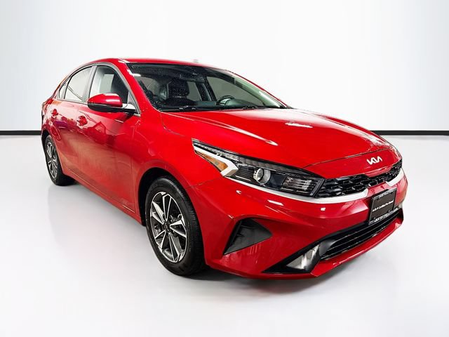 Used 2023 Kia Forte LXS w/ LXS Technology Package FWD image 1