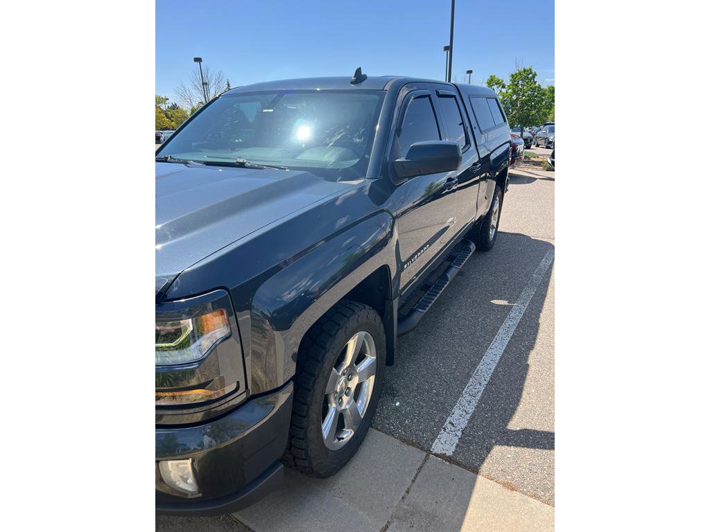 Used 2017 Chevrolet Silverado 1500 LT w/ All Star Edition AWD/4WD image 1