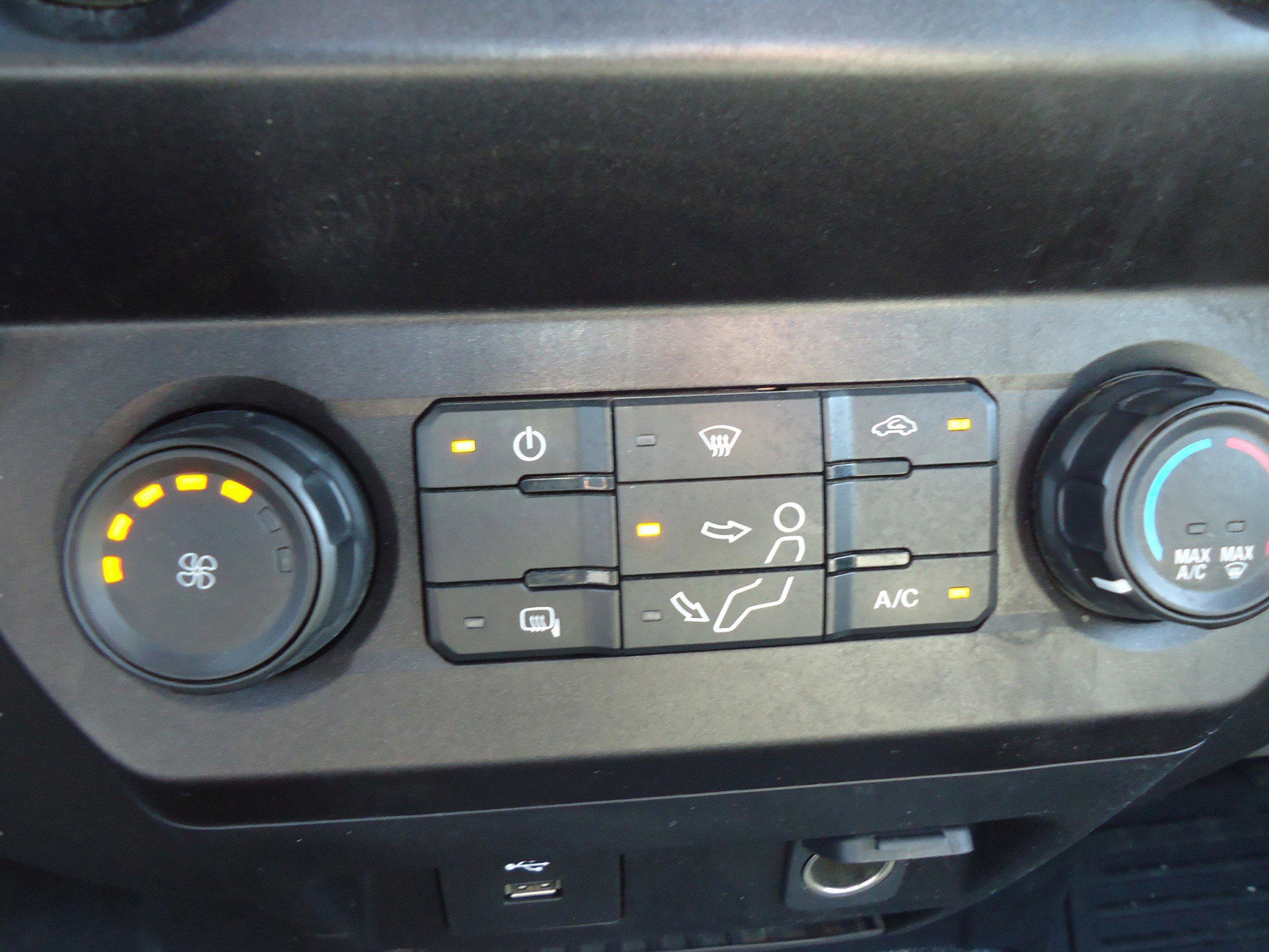 Used 2020 Ford F250 XL w/ Power Equipment Group image 22