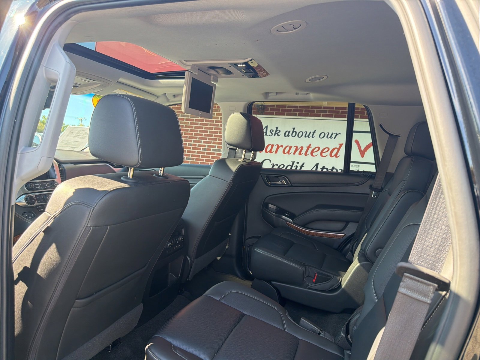 Used 2018 Chevrolet Tahoe Premier image 18
