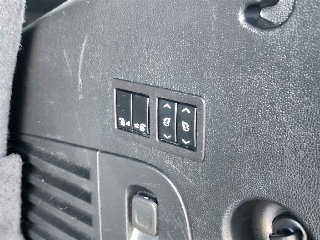 Used 2020 Chevrolet Tahoe Premier image 31