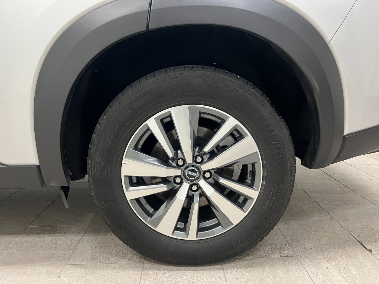 Used 2025 Nissan Pathfinder SL image 65