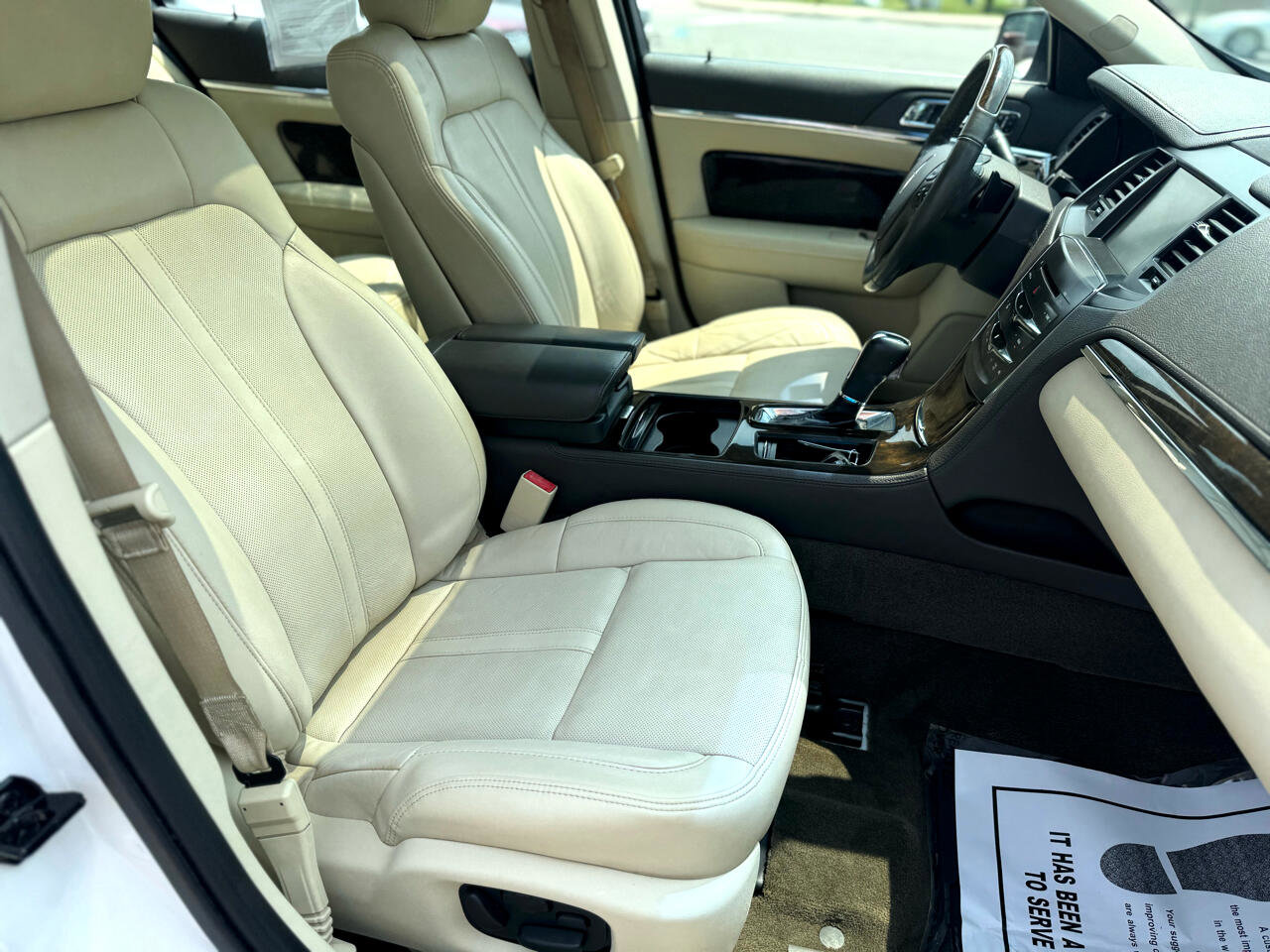 Used 2014 Lincoln MKS AWD w/ Equipment Group 101A image 26