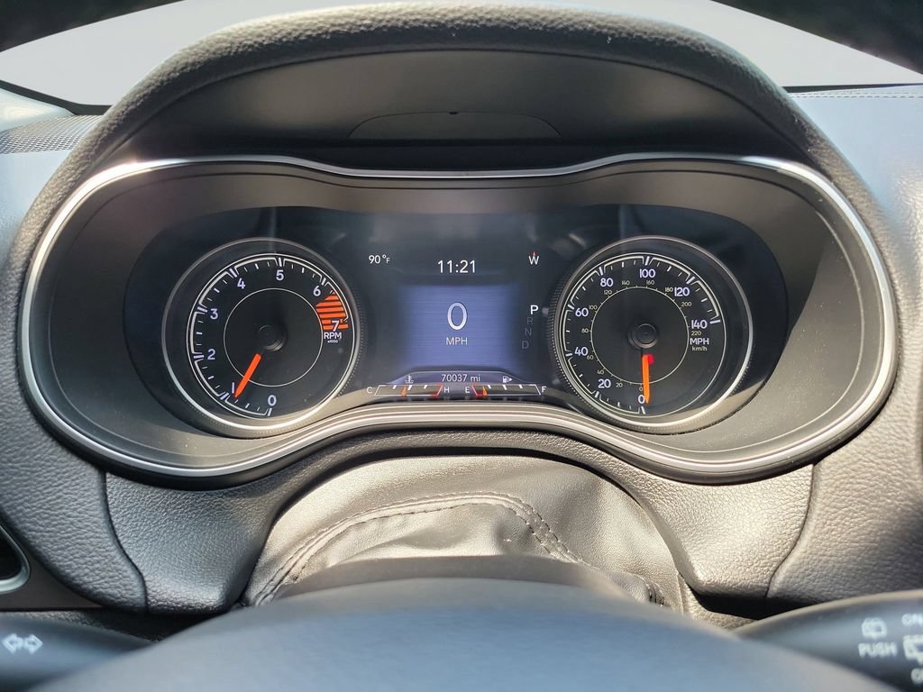 Used 2020 Jeep Cherokee Limited FWD image 12