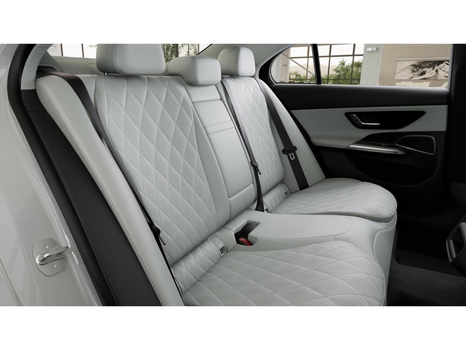 New 2026 Mercedes-Benz E 450 4MATIC Sedan image 6