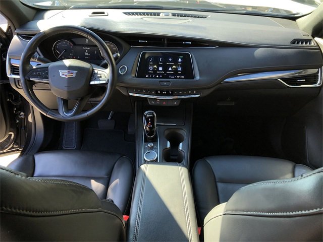 Certified 2023 Cadillac XT4 Luxury w/ Cold Weather Package image 13