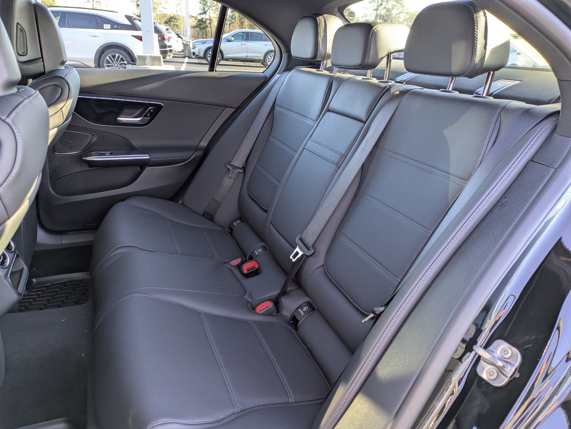 Used 2025 Mercedes-Benz C 300 4MATIC Sedan image 30