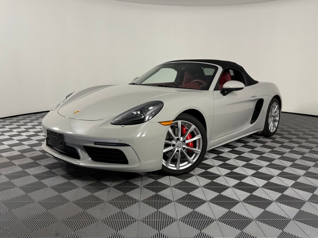 Certified 2023 Porsche 718 Boxster S RWD image 1