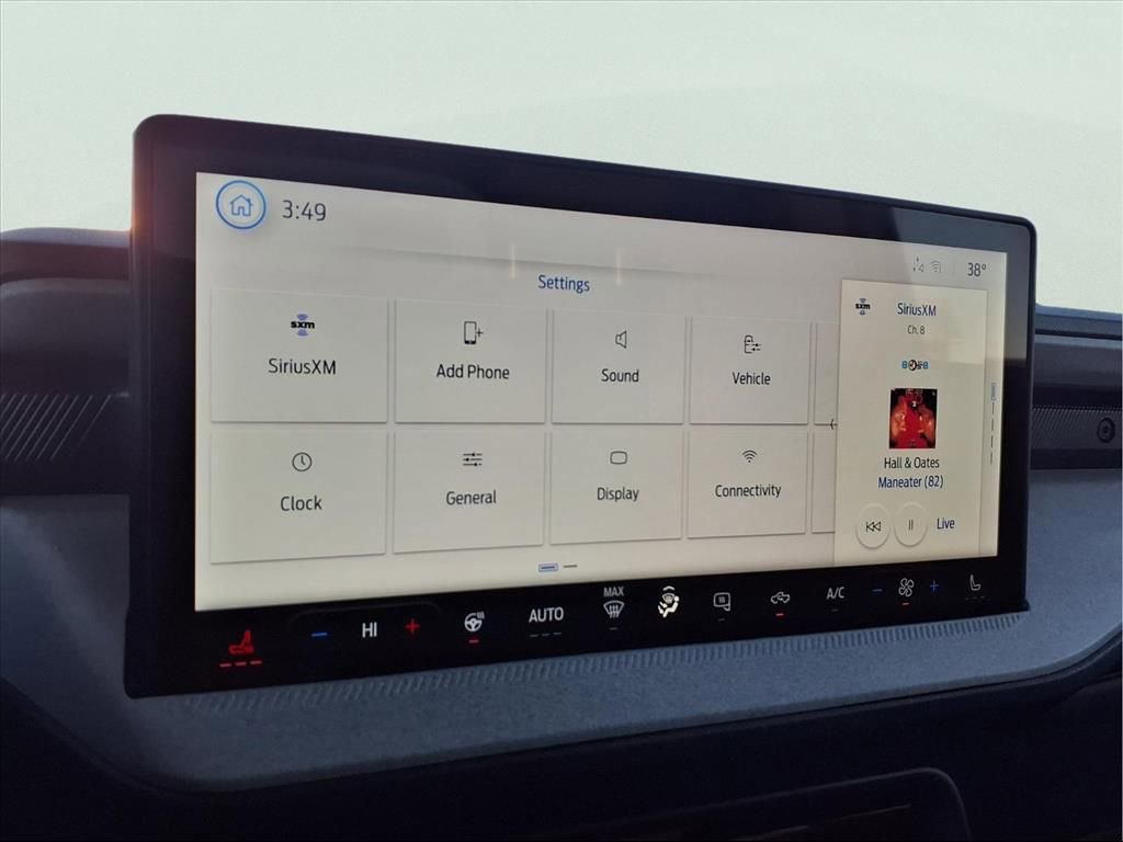 New 2025 Ford Maverick XLT w/ XLT Luxury Package image 5