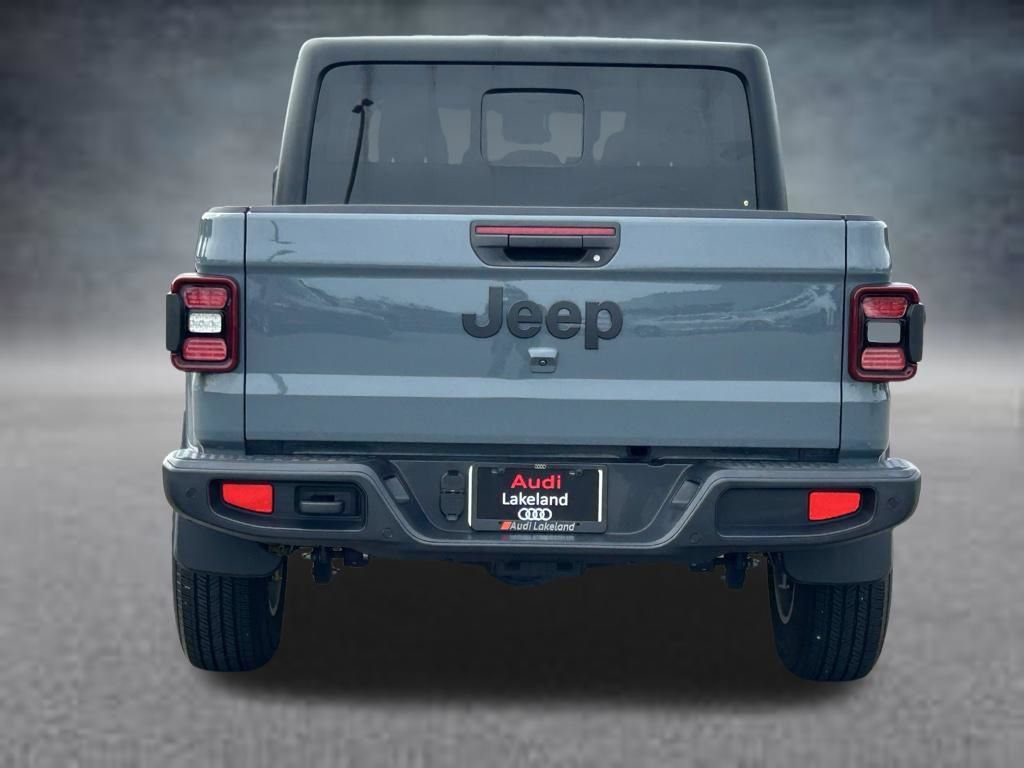 Used 2024 Jeep Gladiator Sport AWD/4WD image 4