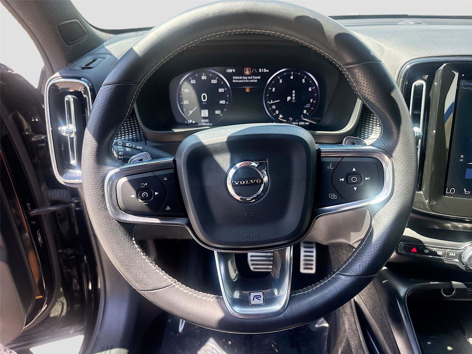 Used 2019 Volvo XC40 T5 R-Design AWD/4WD image 11