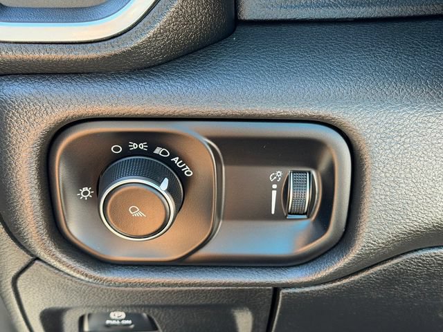 Used 2024 RAM 1500 Big Horn AWD/4WD image 12