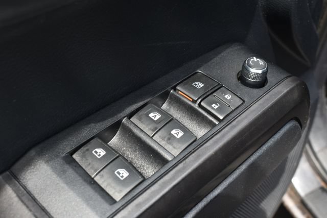 Used 2018 Toyota Tacoma SR5 AWD/4WD image 20