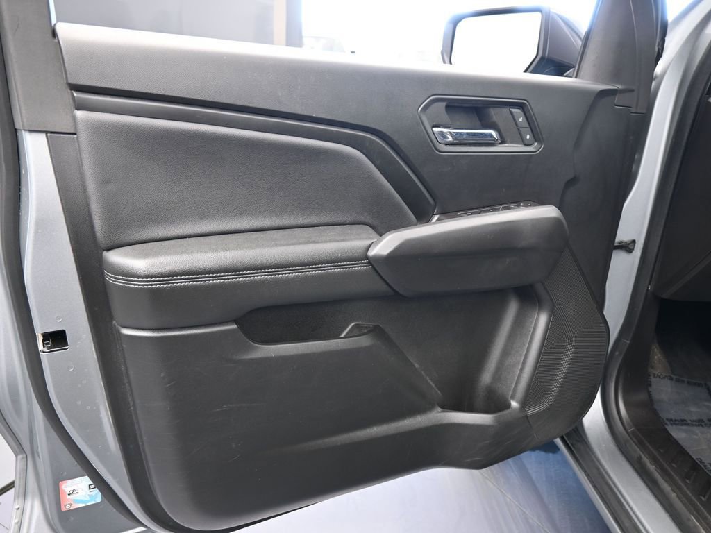 Used 2023 Chevrolet Colorado LT w/ LT Convenience Package image 15