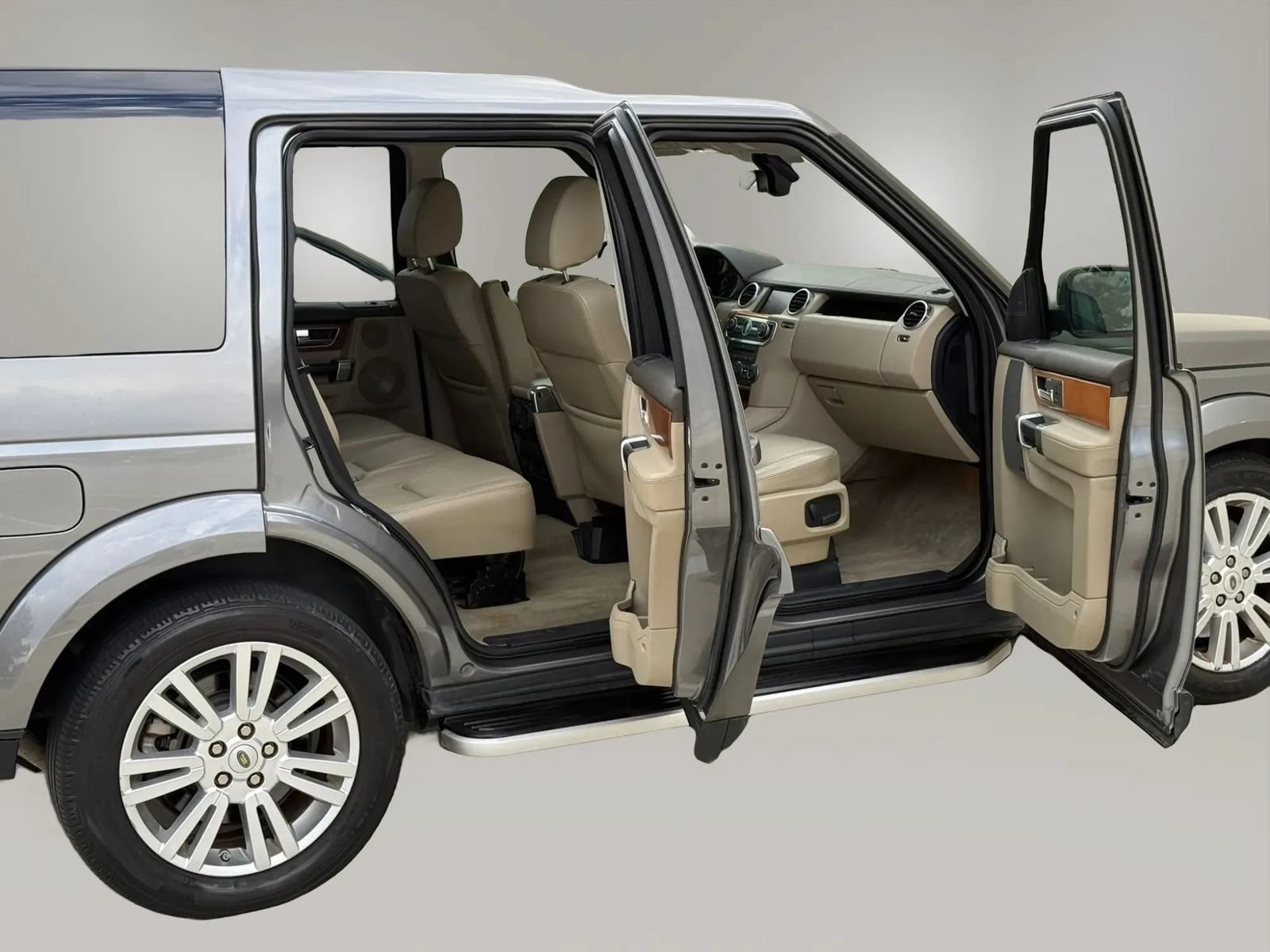 Used 2010 Land Rover LR4 HSE LUX AWD/4WD image 21