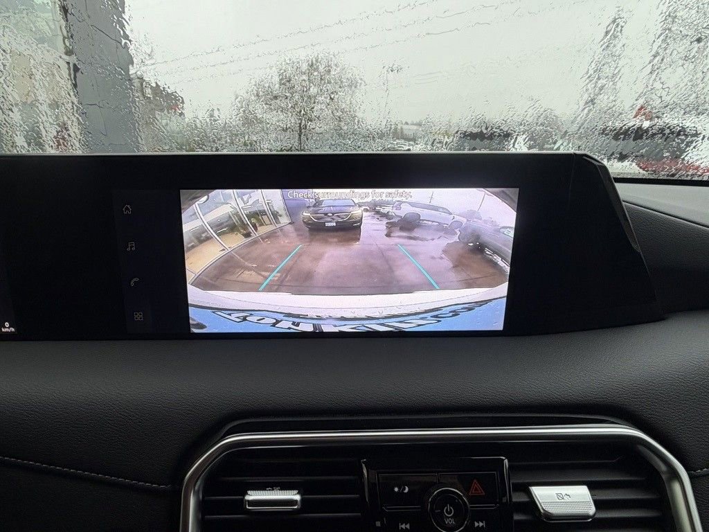 New 2026 Nissan Armada SV image 21