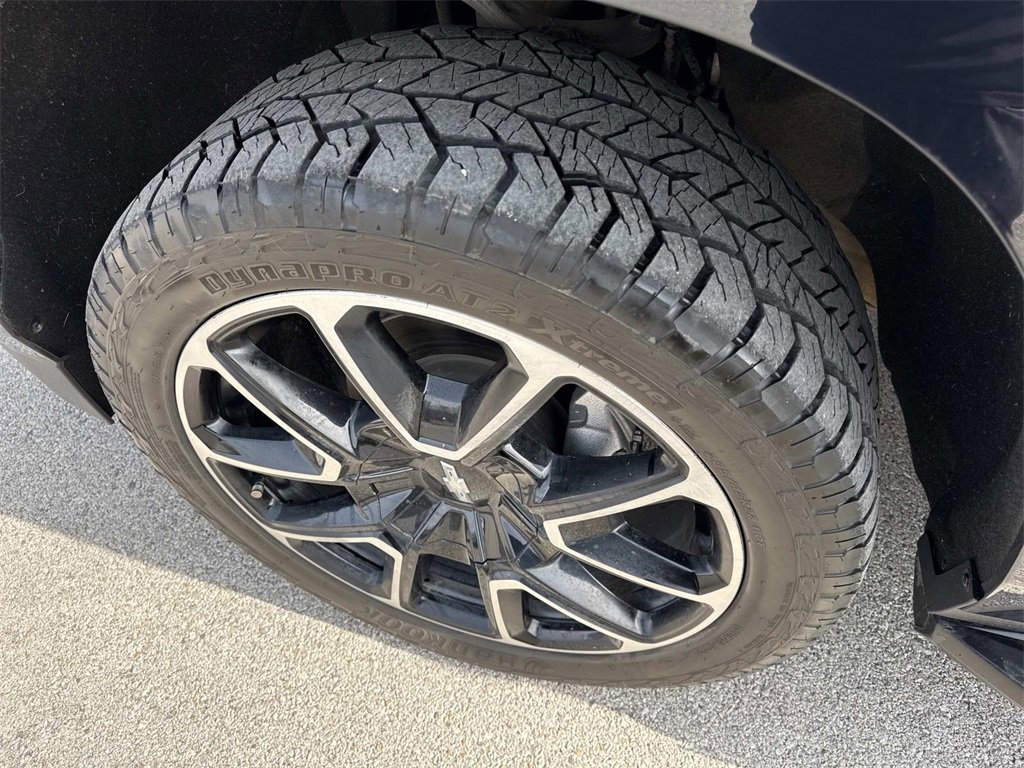 Used 2022 Chevrolet Tahoe RST image 34
