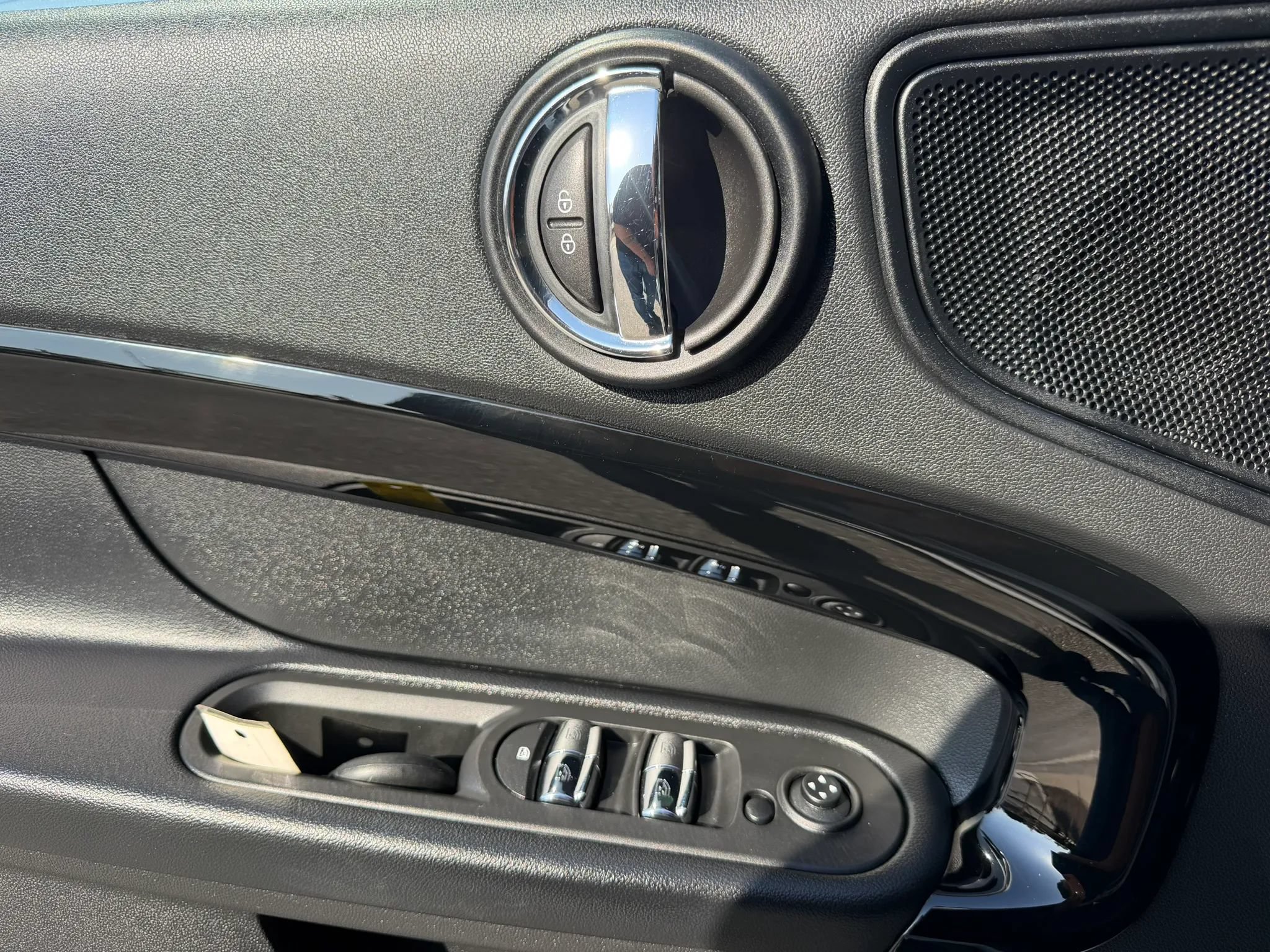 Used 2019 MINI Cooper Countryman S w/ Storage Package FWD image 12