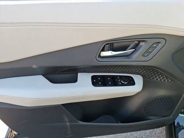 Used 2023 Nissan Ariya EVOLVE+ image 15