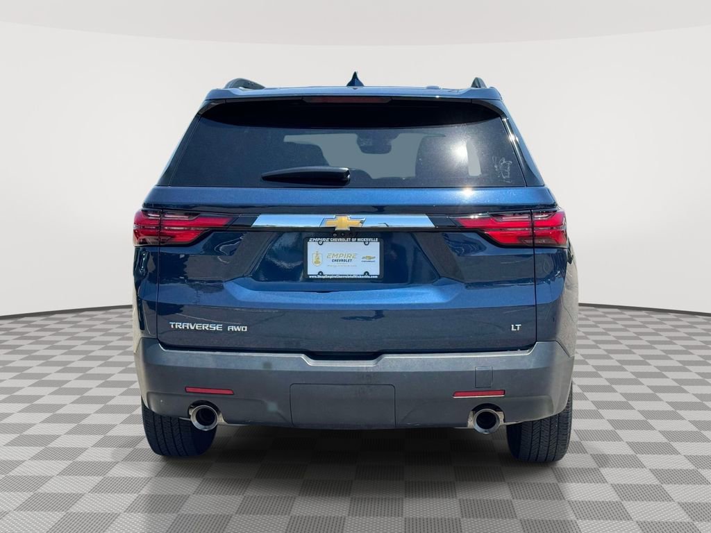 Used 2023 Chevrolet Traverse LT w/ Rear Camera Mirror Package AWD/4WD image 6
