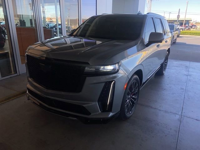 Used 2023 Cadillac Escalade V w/ Heavy-Duty Trailer Package image 1