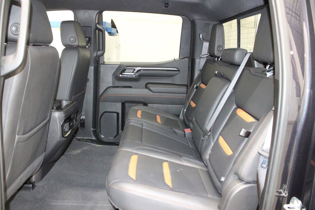 Used 2023 GMC Sierra 1500 AT4 w/ AT4 Preferred Package image 14