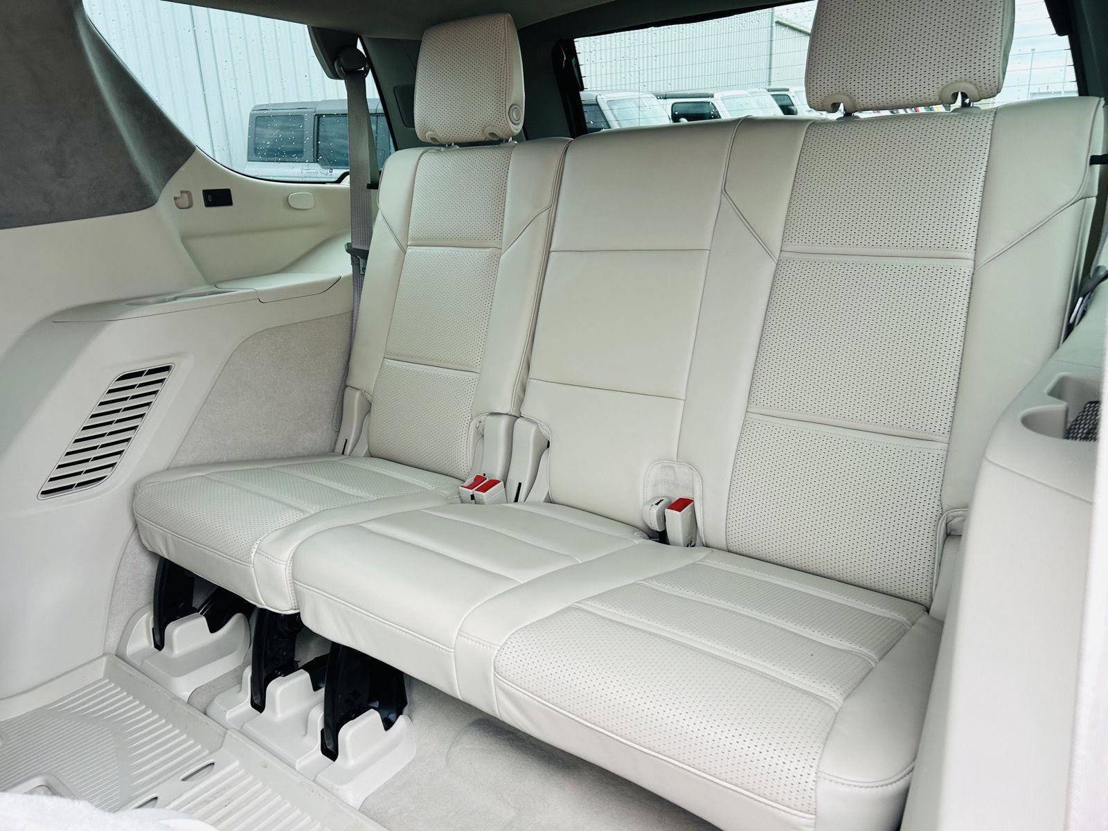 Used 2024 Cadillac Escalade Sport Platinum AWD/4WD image 36