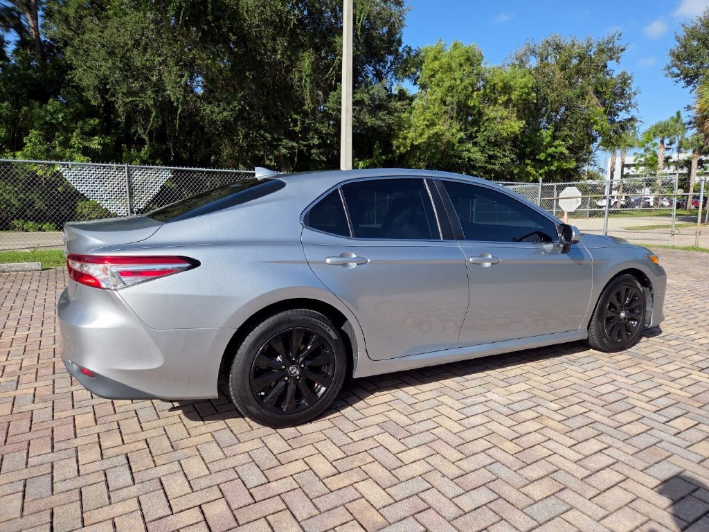 Certified 2019 Toyota Camry LE FWD image 11