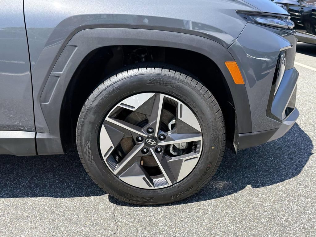 Certified 2025 Hyundai Tucson SEL AWD/4WD image 6