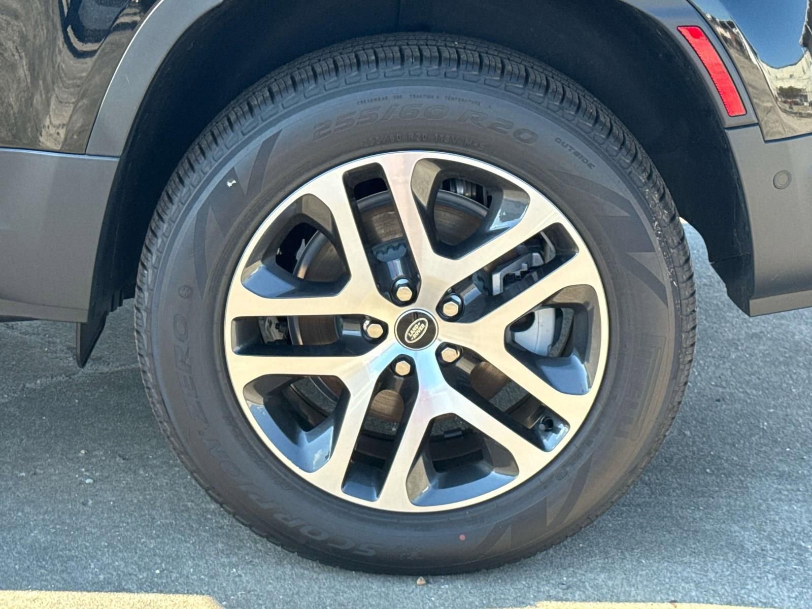 New 2025 Land Rover Defender 130 S image 3