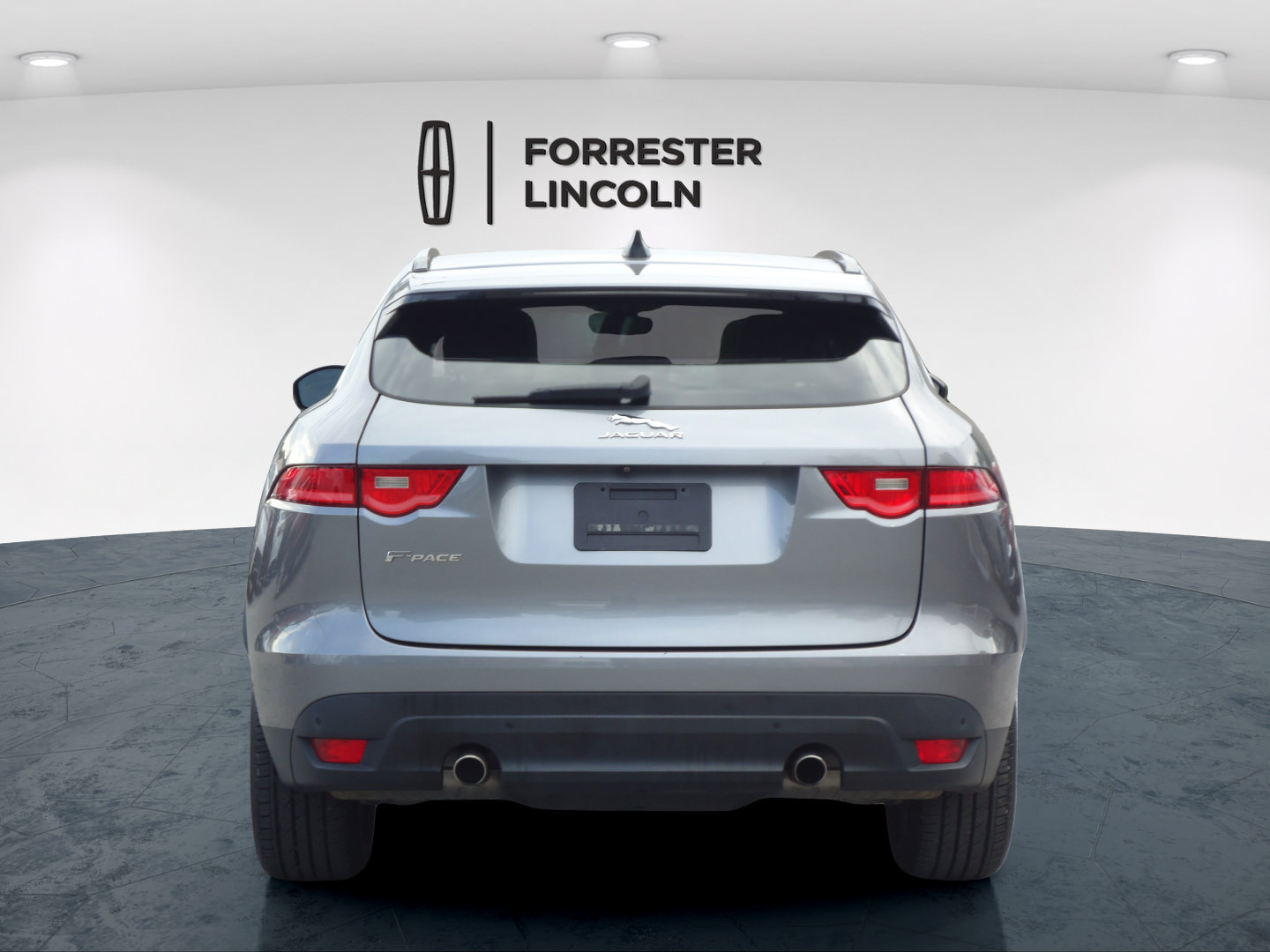 Used 2020 Jaguar F-PACE Premium AWD/4WD image 4
